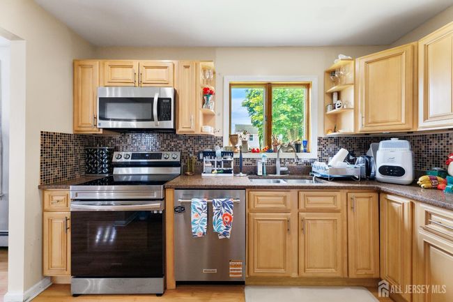 336 Main St, House other with 3 bedrooms, 2 bathrooms and null parking in Milltown NJ | Image 11