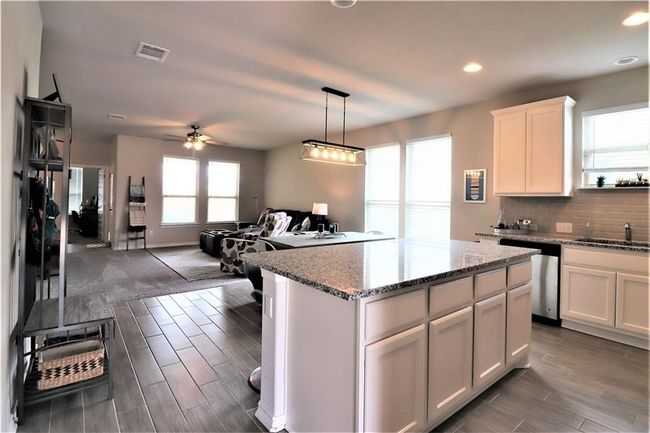 5413 Vanner Path, House other with 4 bedrooms, 2 bathrooms and 2 parking in Georgetown TX | Image 4
