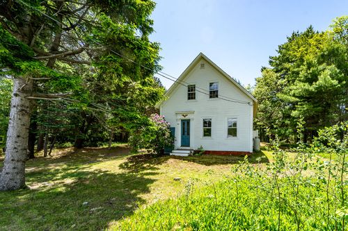 301 Main St, Dennis Port, MA, 02639-1309 | Card Image