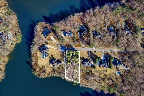 81 Smokerise Pt, Peachtree City, GA, 30269-4068 | Card Image