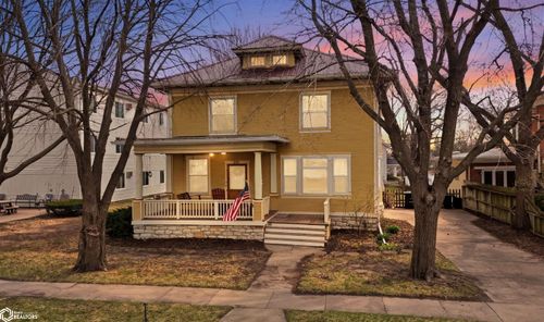 302 N Adams St, Mount Pleasant, IA, 52641-1643 | Card Image