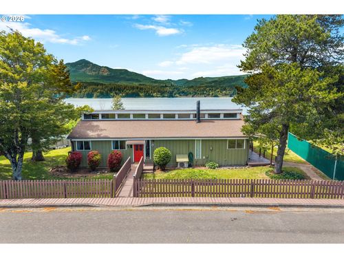 115 Ne Riverview Dr, Cascade Locks, OR, 97014-6714 | Card Image