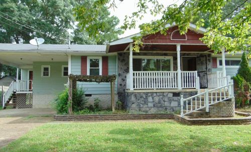 904 Sunny Dell Cir, Chattanooga, TN, 37412-3326 | Card Image