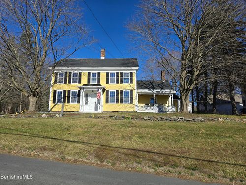 18 W Mountain Rd, Cheshire, MA, 01225-9637 | Card Image