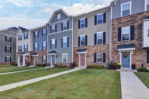 120 Fishermans Way, Poquoson, VA, 23662-1881 | Card Image