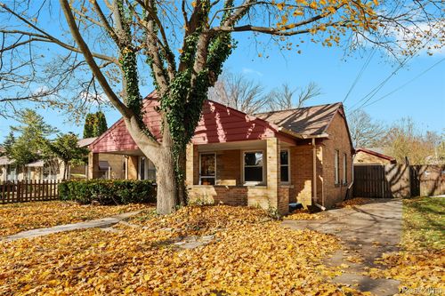 1420 Poxson Ave, Lansing, MI, 48910-2649 | Card Image