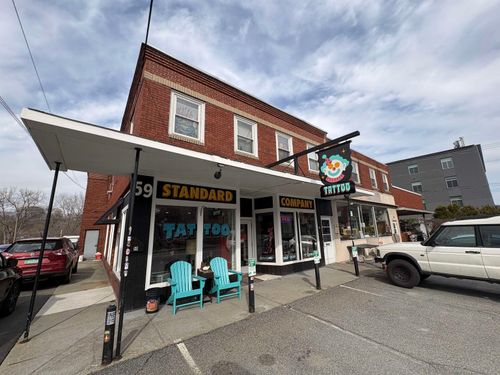 59 N Main St, White River Junction, VT, 05001-7182 | Card Image