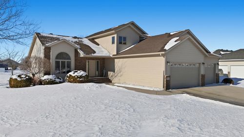 3662 N Sedona Ct, West Fargo, ND, 58078-8116 | Card Image