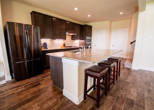 11823 Champions Forest Dr, House other with 4 bedrooms, 4 bathrooms and 7 parking in Mont Belvieu TX | Image 9