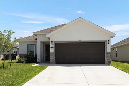 8410 N 33rd Ln, McAllen, TX, 78504-6838 | Card Image
