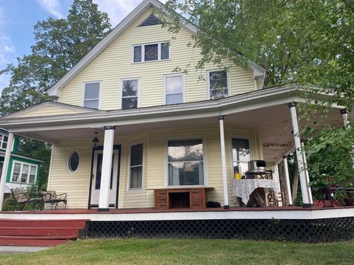 27 Franklin St, Barre, VT, 05641-3007 | Card Image
