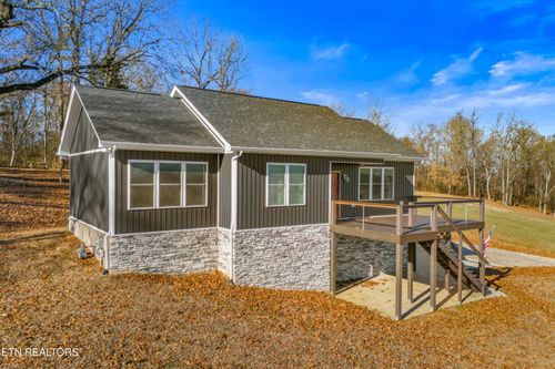 2725 Hickory Ridge Rd, White Pine, TN, 37890-4137 | Card Image