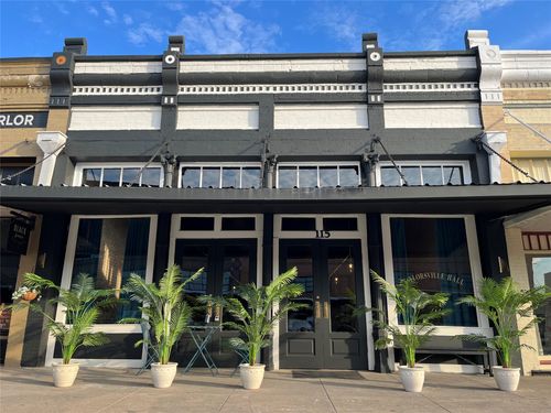 115 W 2nd St, Taylor, TX, 76574-3510 | Card Image