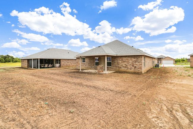 804 Bell St, House other with 3 bedrooms, 2 bathrooms and null parking in Coleman TX | Image 23