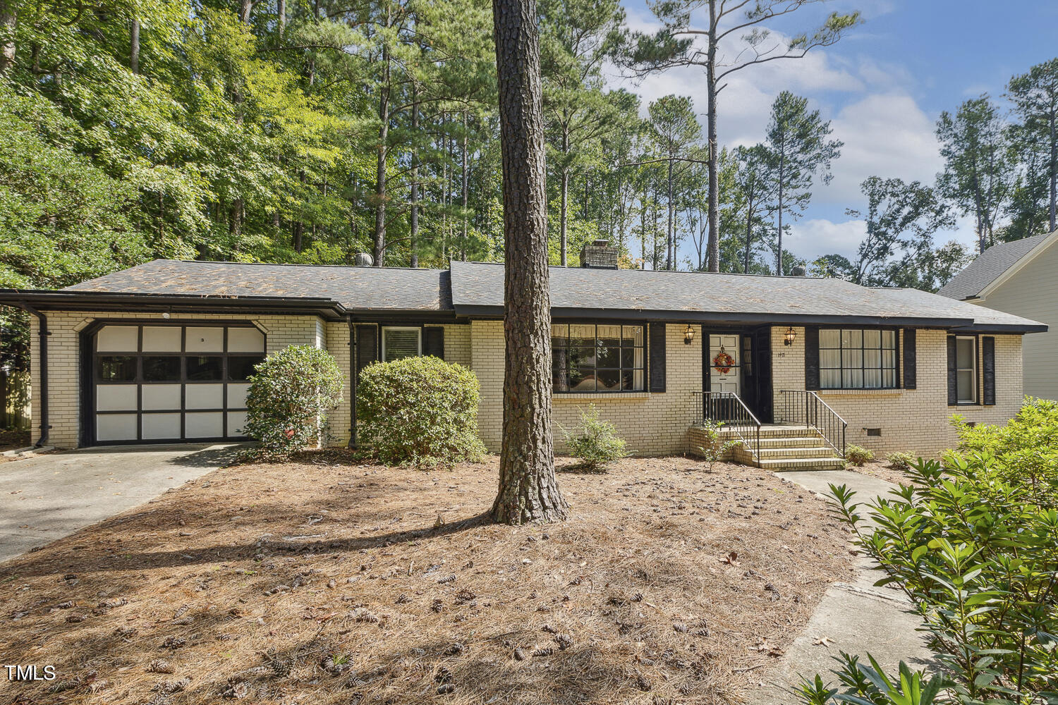 Debra Dr, Cary, NC 27511