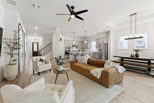 254 Dayridge Dr, Dripping Springs, TX, 78620-2123 | Card Image