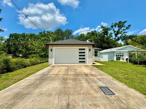 8424 N Packwood Ave, Tampa, FL, 33604-1032 | Card Image