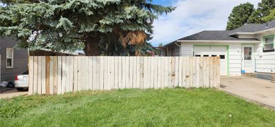 104 2nd Avenue Sw, House other with 5 bedrooms, 1 bathrooms and null parking in Cut Bank MT | Image 3