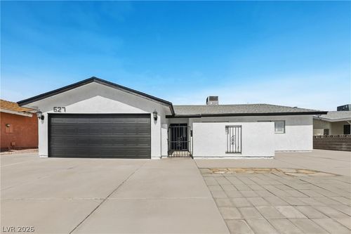 627 Valley View Dr, Henderson, NV, 89002-8405 | Card Image