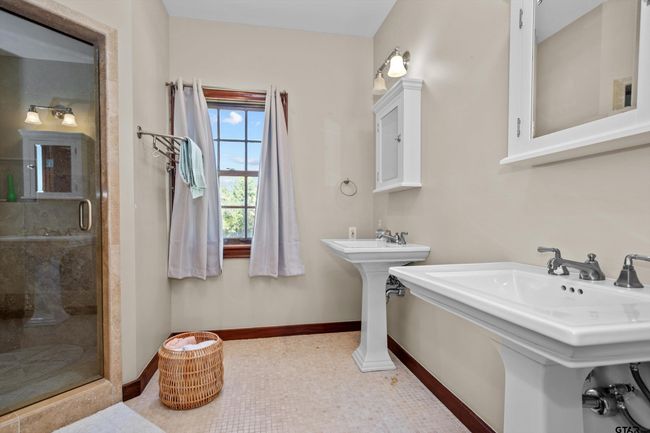 656 Vineyard View Ranch, House other with 3 bedrooms, 3 bathrooms and null parking in Grapeland TX | Image 22
