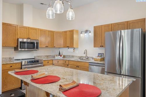 apt-3-545 Se Quail Ridge Dr, Pullman, WA, 99163-2452 | Card Image