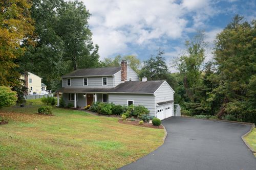 3 Terry Dr, Bethel, CT, 06801-1649 | Card Image