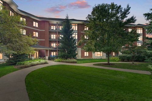 apt-416-855 E 22nd St, Lombard, IL, 60148-6701 | Card Image