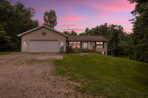 5293 Bartonville Rd, Belding, MI, 48809-8714 | Card Image