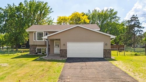 11874 Jonquil St Nw, Coon Rapids, MN, 55433-6763 | Card Image