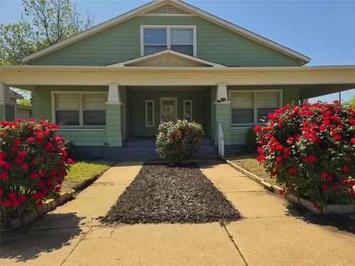 830 W Woodard St, Denison, TX, 75020-3244 | Card Image