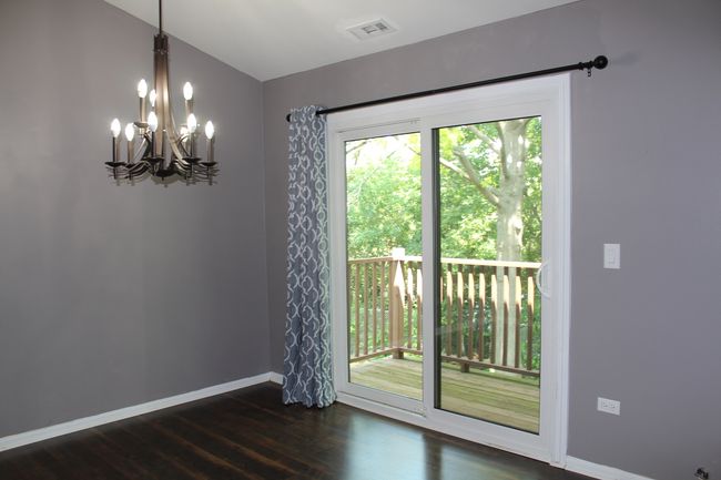 APT-8 - 356 Bloomfield Ln, Condo with 3 bedrooms, 2 bathrooms and 1 parking in Glen Ellyn IL | Image 4