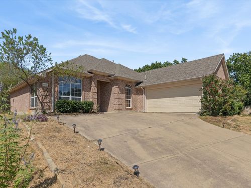 1305 Clear Meadow Ct, Rockwall, TX, 75087-7386 | Card Image