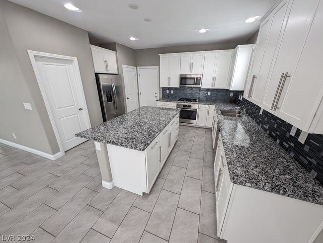 6448 Earl Pike Ct, House other with 3 bedrooms, 3 bathrooms and null parking in Las Vegas NV | Image 9