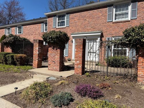 58-58 Williamsburg Dr, Springfield, MA, 01108-3132 | Card Image