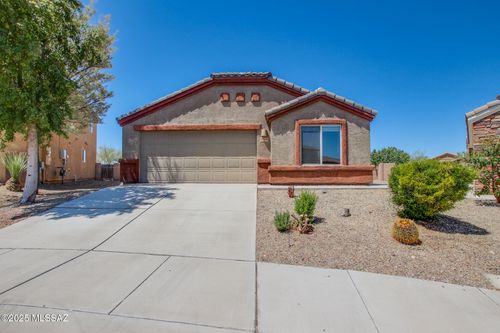 8068 S Nautilus Dr, Tucson, AZ, 85756-9310 | Card Image