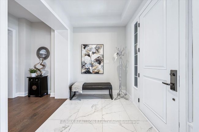 92 Klees Cres, House other with 4 bedrooms, 4 bathrooms and 2 parking in Aurora ON | Image 9