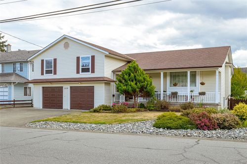 3220 Moorfield Rd, North Cowichan, BC, V9L4A9 | Card Image