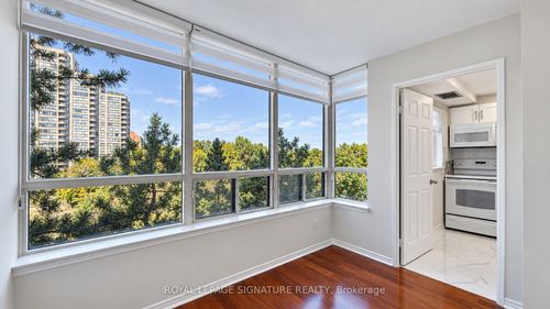 411-7 Bishop Ave, North York, ON, M2M4J4 | Card Image
