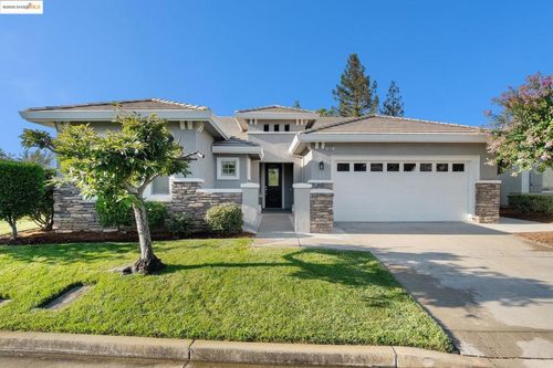 1007 Centennial Dr, Brentwood, CA, 94513-6975 | Card Image