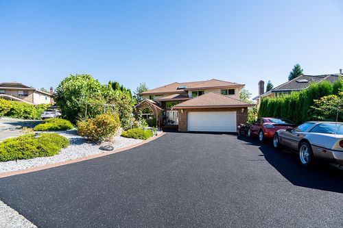 2562 Verbena Pl, Coquitlam, BC, V3E2N4 | Card Image