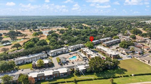 apt-1401-4100 Ridglea Country Club Dr, Benbrook, TX, 76126-2227 | Card Image