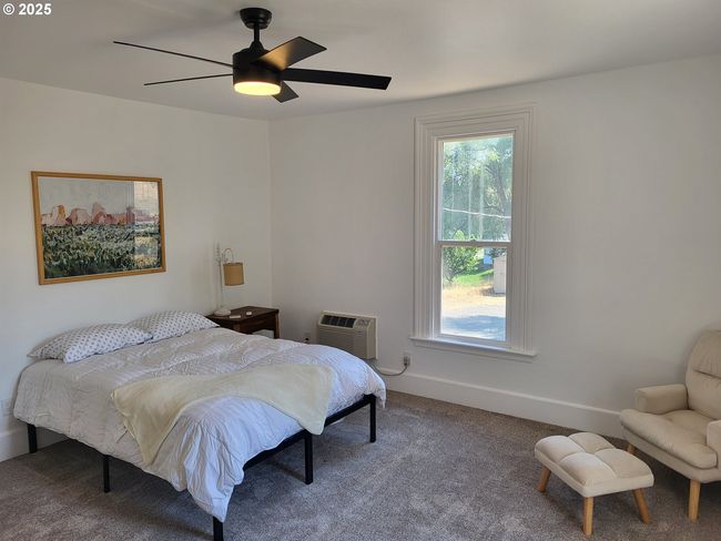 60355 Highway 26, House other with 5 bedrooms, 4 bathrooms and null parking in John Day OR | Image 17