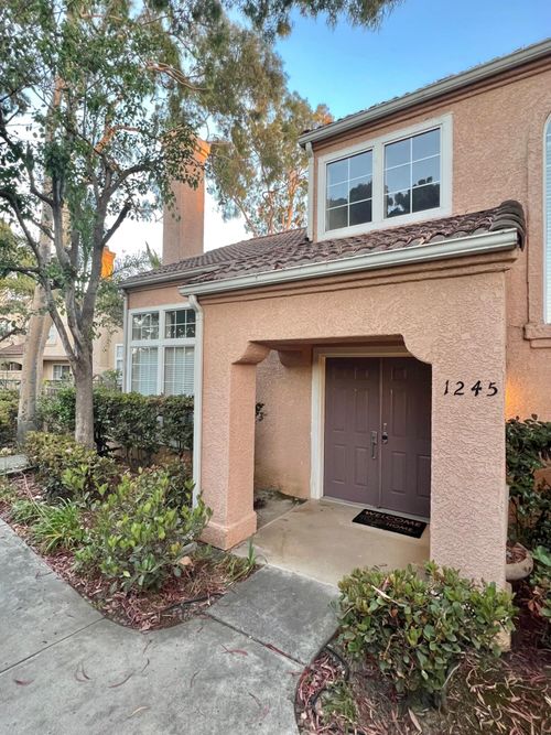 1245 Jamaica Ln, Oxnard, CA, 93030 | Card Image