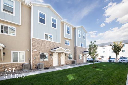 43 E 670 N, Vineyard, UT, 84059-6563 | Card Image