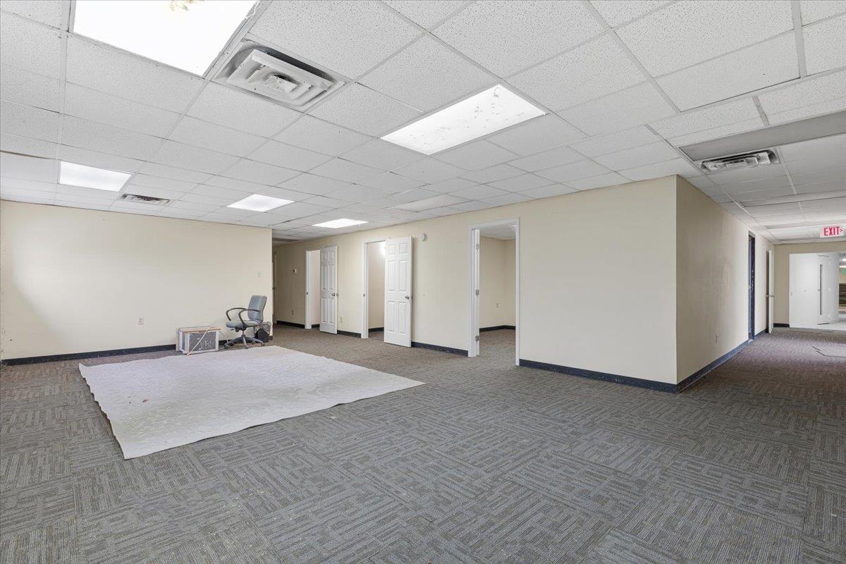 Commercial Sale in Elgin 3