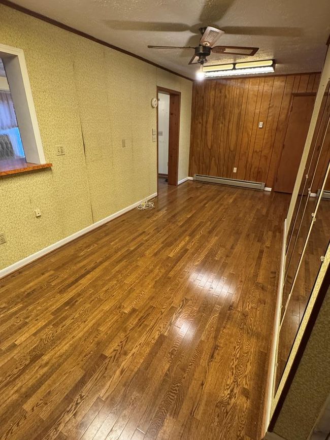 573 Cresswood Dr, House other with 3 bedrooms, 2 bathrooms and 1 parking in Richlands VA | Image 19