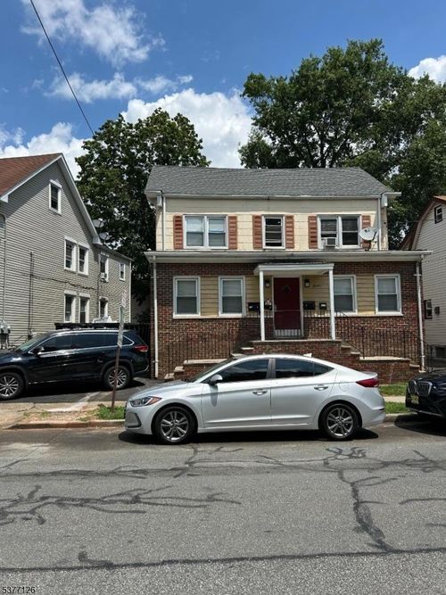 80 E Emerson Ave, Rahway, NJ, 07065-3977 | Card Image