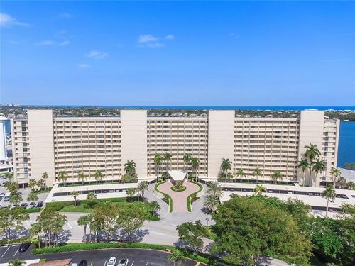 t10-136 Lakeshore Dr, North Palm Beach, FL, 33408-3664 | Card Image