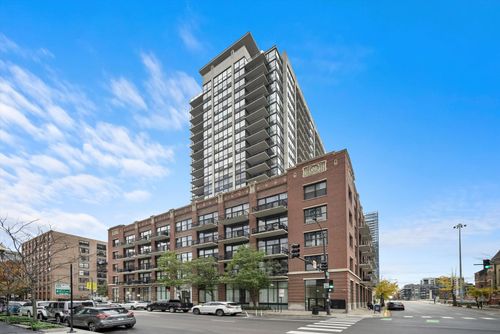 908-210 S Desplaines St, Chicago, IL, 60661-5549 | Card Image