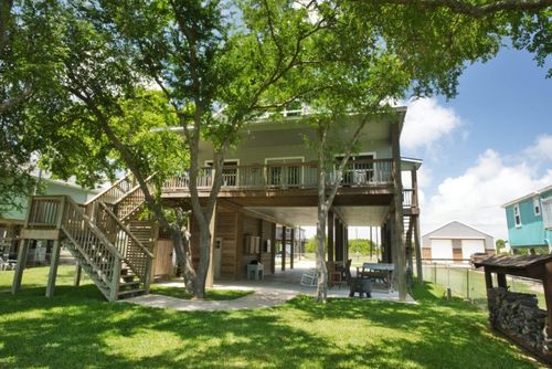 2569 County Road 291, Sargent, TX, 77414-2305 | Card Image